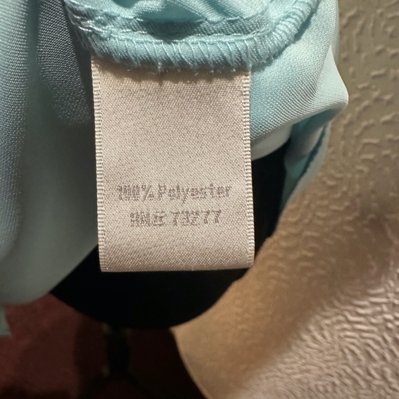 Lauren Conrad pleated sleeveless blouse (XL) - Picture 4 of 4